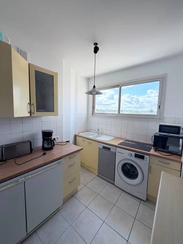 Urgent ! besoin d'un homme à tout faire pour remise en état d'un appartement. 