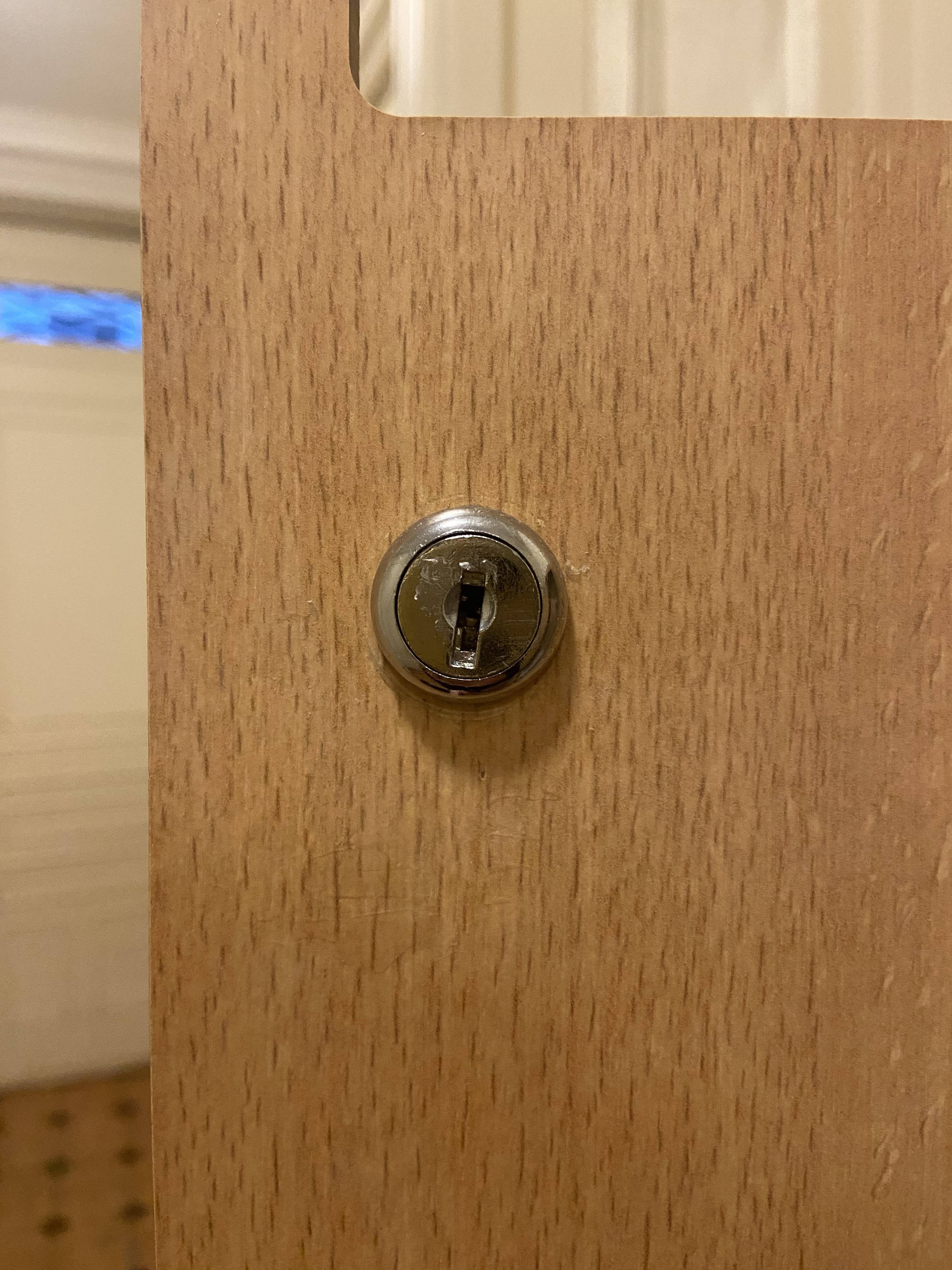 Remplacement serrure boite aux lettres