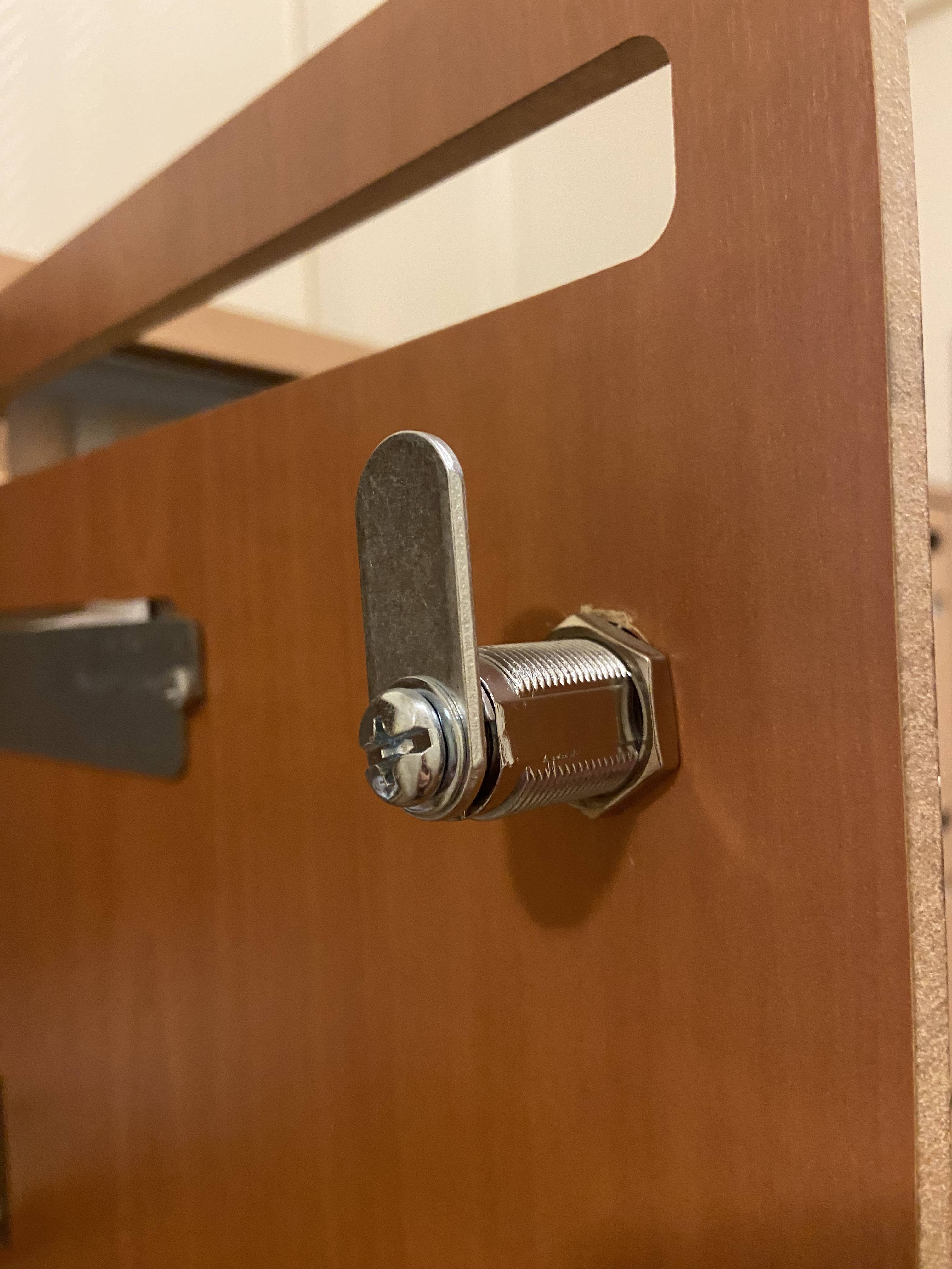 Remplacement serrure boite aux lettres