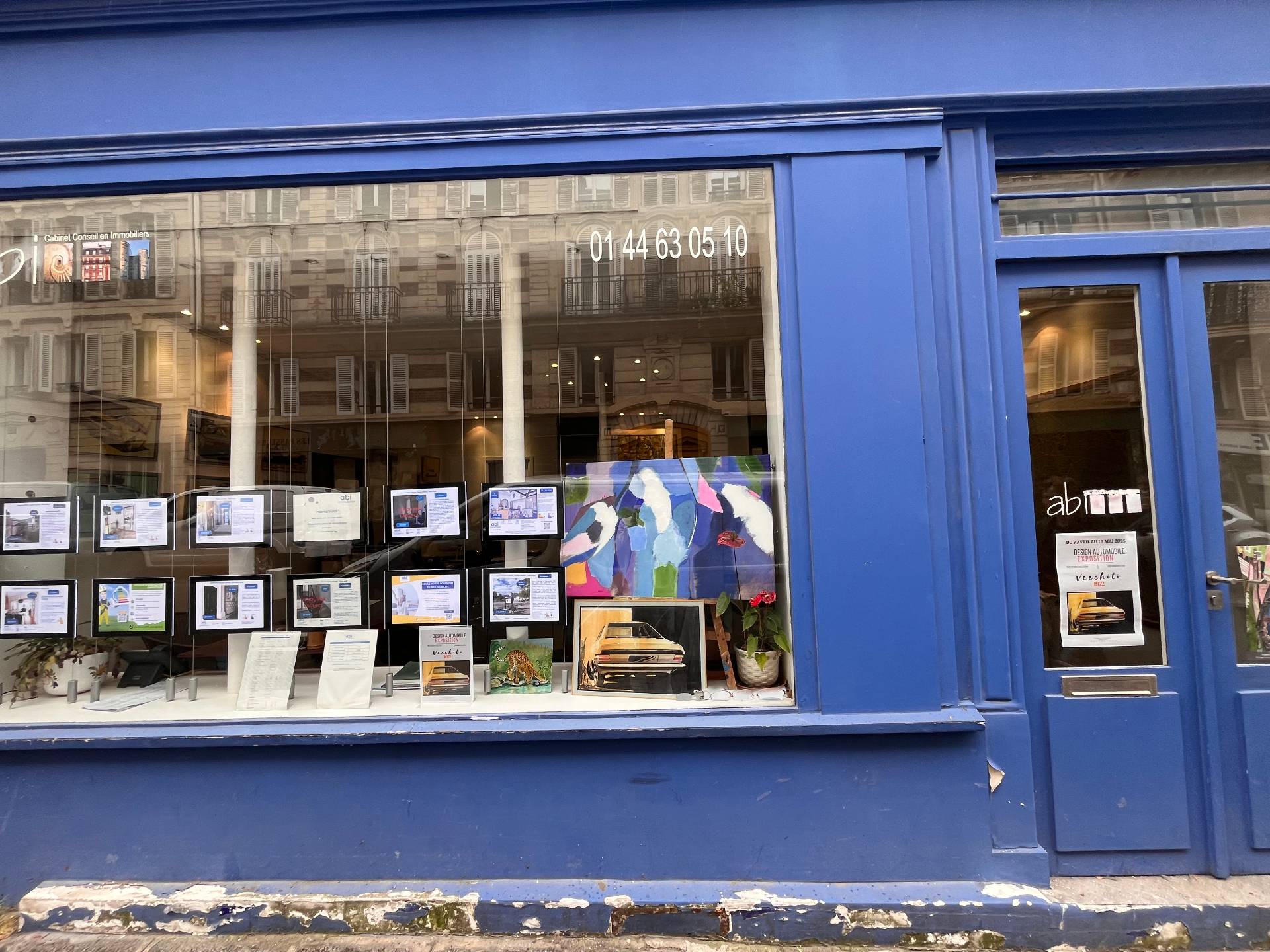 Façade boutique à refaire