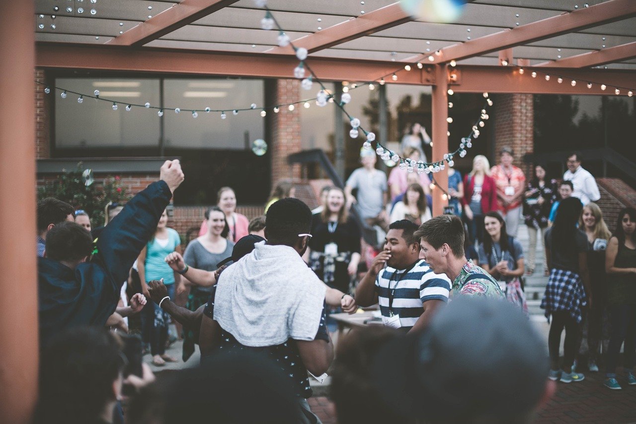 party-8080105_1280